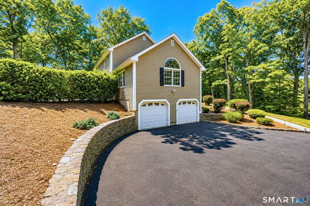 242 Turkey Roost Road, Monroe, CT 06468