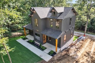 1753 N Walnut Avenue, Fayetteville, AR 72703