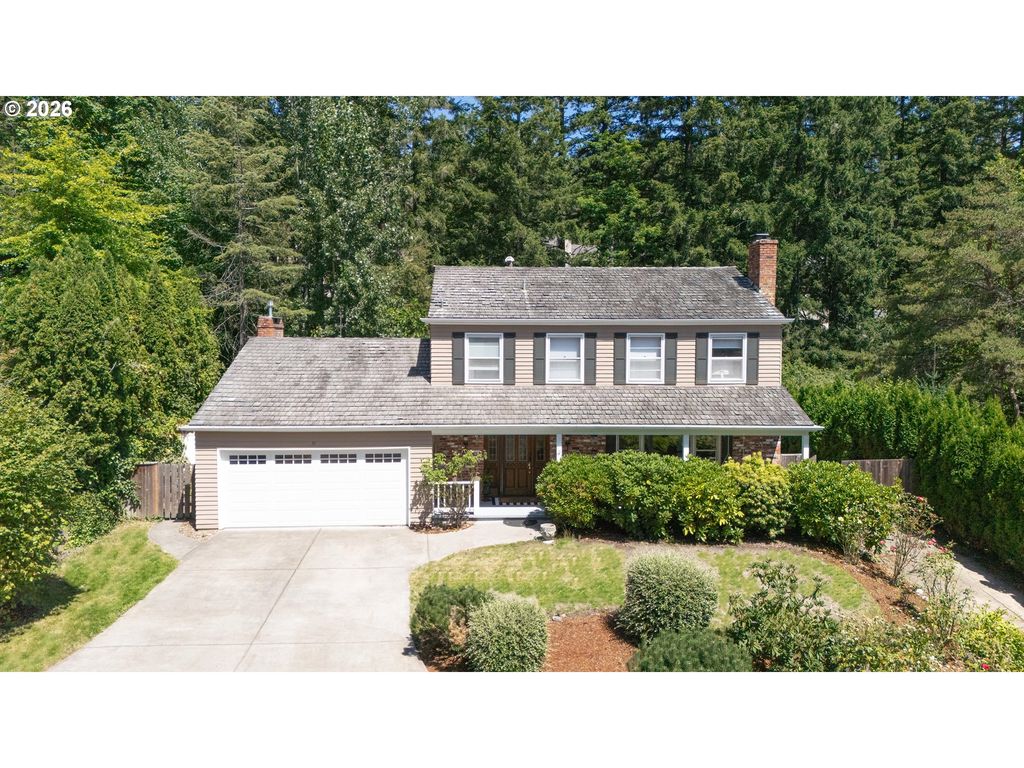31 CHURCHILL DOWNS, Lake Oswego, OR 97035