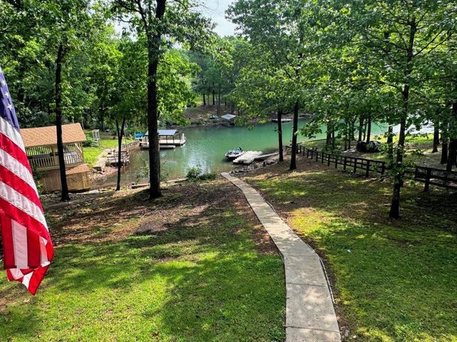 14 Winnebago Drive, Cherokee Village, AR 72525