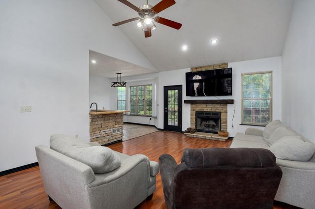 151 Blue Sky Drive, Ozark, MO 65721