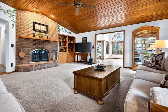 N9619 DARBOY DRIVE, Appleton, WI 54915