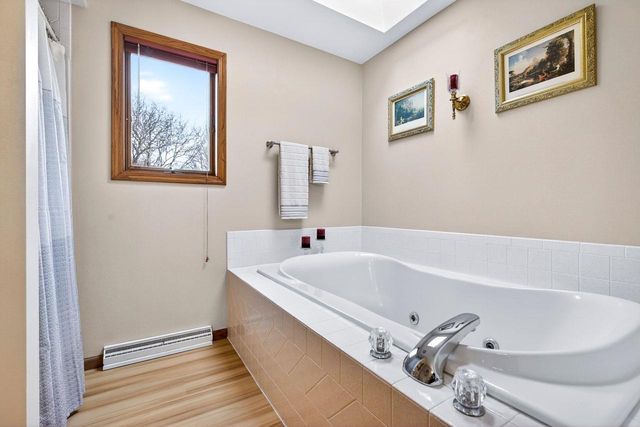 N9619 DARBOY DRIVE, Appleton, WI 54915