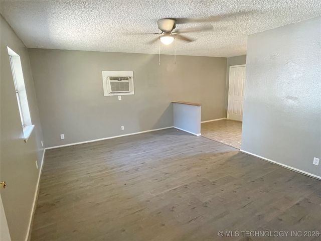 516 S 2nd, Durant, OK 74701