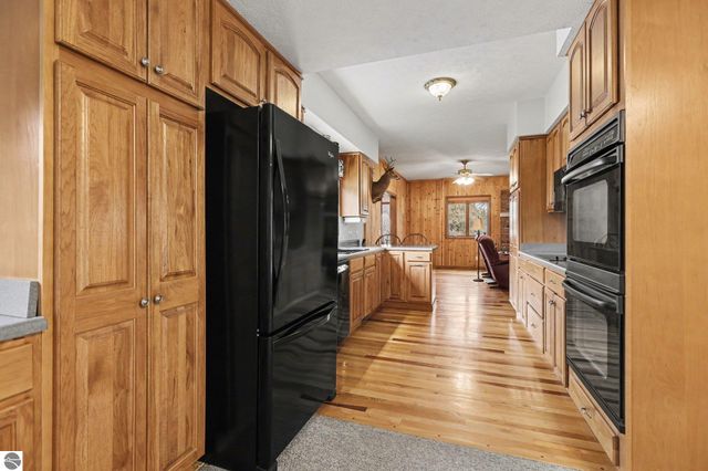 214 Sherman Street, Mesick, MI 49668