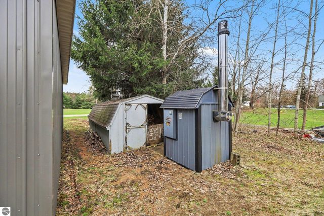 214 Sherman Street, Mesick, MI 49668