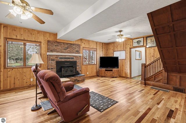 214 Sherman Street, Mesick, MI 49668