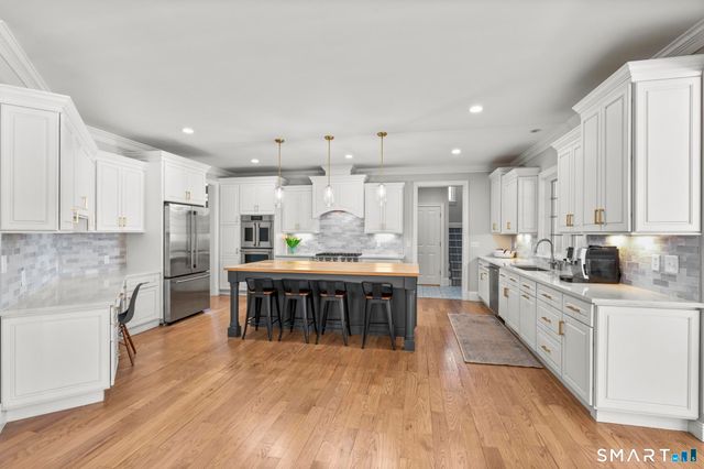 32 Blanket Meadow Road, Monroe, CT 06468