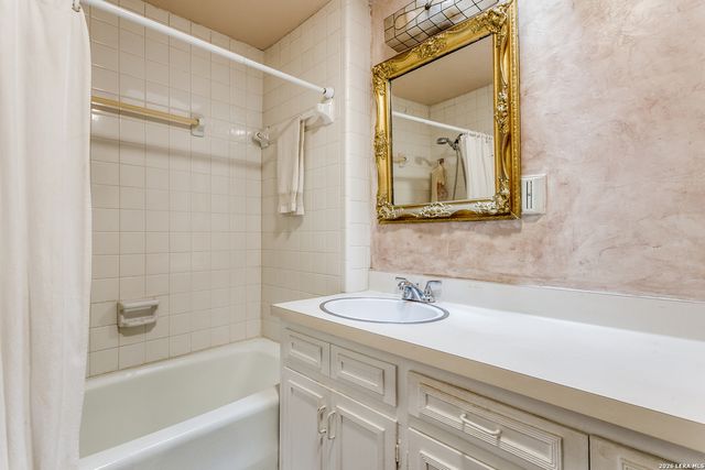 231 E Sunset, San Antonio, TX 78209