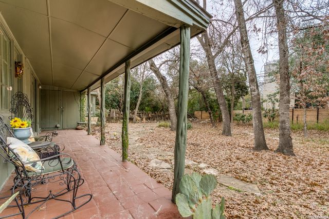 231 E Sunset, San Antonio, TX 78209