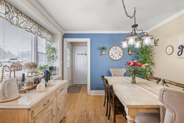 765 Pine Hill Dr, New Bedford, MA 02745