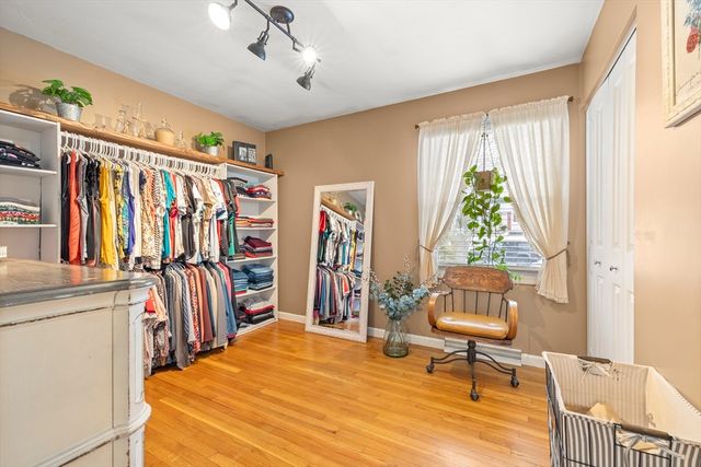 765 Pine Hill Dr, New Bedford, MA 02745