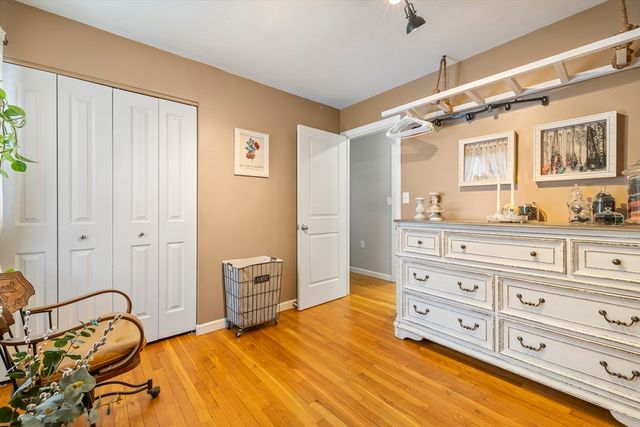 765 Pine Hill Dr, New Bedford, MA 02745