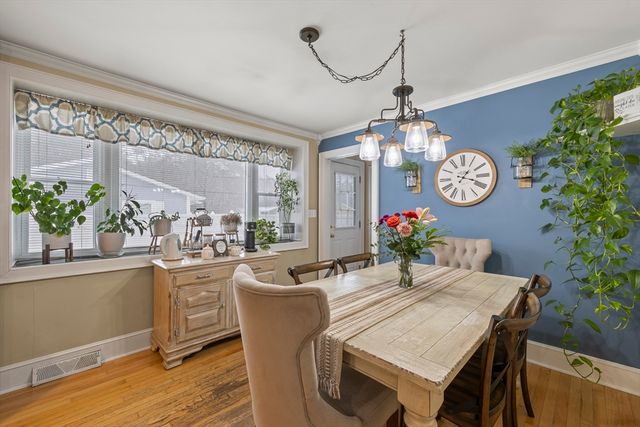 765 Pine Hill Dr, New Bedford, MA 02745