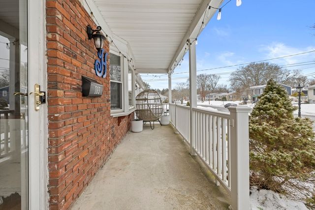 765 Pine Hill Dr, New Bedford, MA 02745