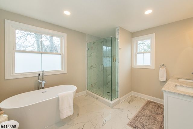 13 Mount Pleasant Pkwy, Livingston Twp., NJ 07039