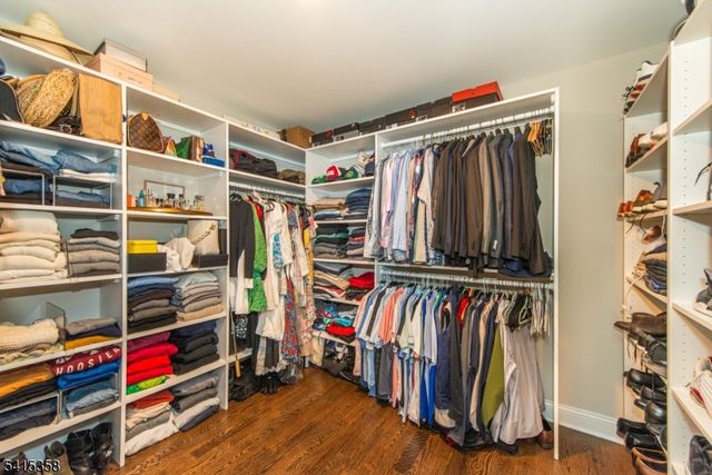 13 Mount Pleasant Pkwy, Livingston Twp., NJ 07039