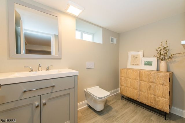 13 Mount Pleasant Pkwy, Livingston Twp., NJ 07039