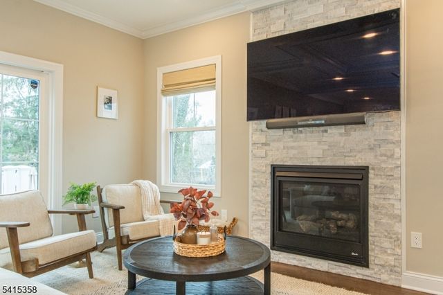 13 Mount Pleasant Pkwy, Livingston Twp., NJ 07039