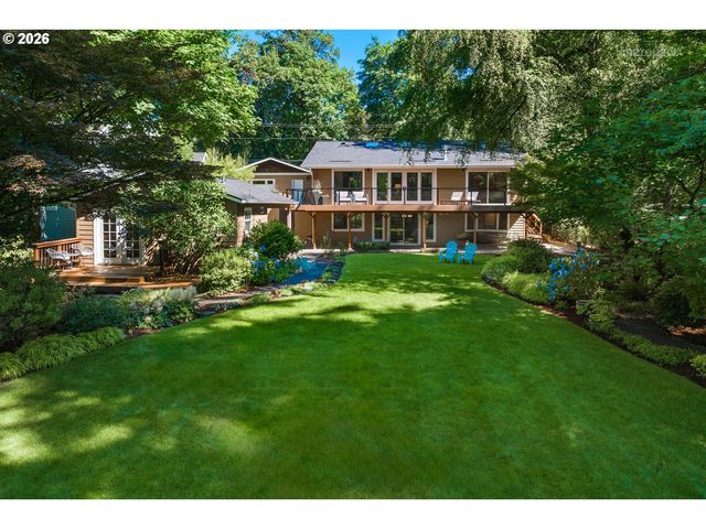 4550 DOGWOOD Dr, Lake Oswego, OR 97035