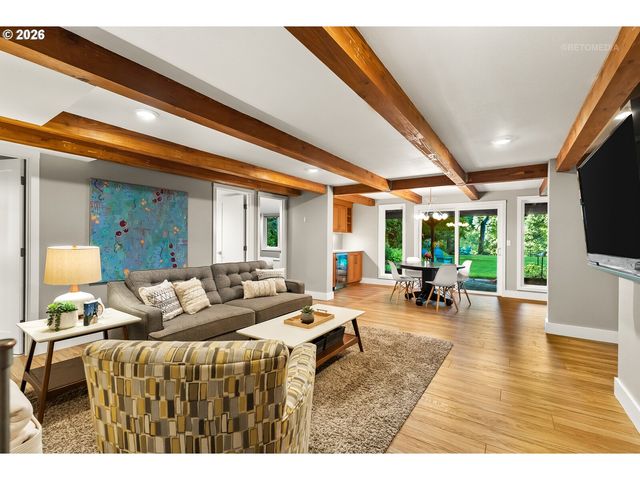 4550 DOGWOOD Dr, Lake Oswego, OR 97035