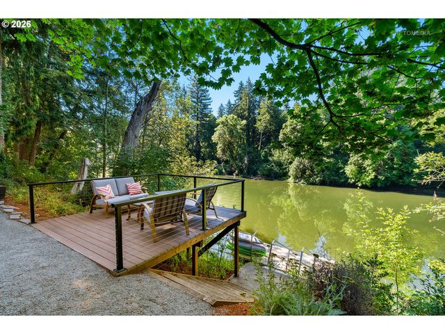 4550 DOGWOOD Dr, Lake Oswego, OR 97035
