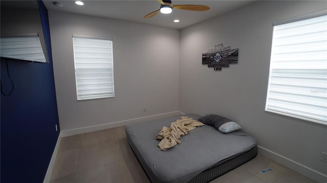 3213 W ABDELLA STREET, Tampa, FL 33607