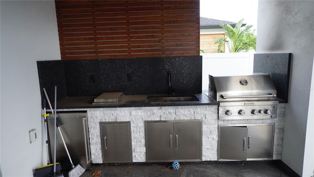 3213 W ABDELLA STREET, Tampa, FL 33607