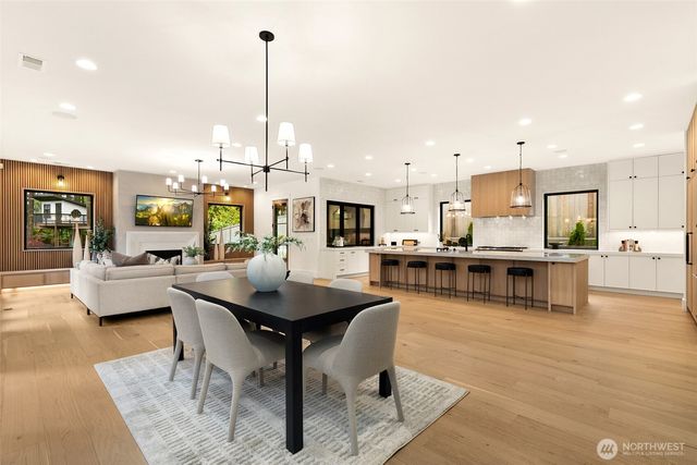 10630 SE 22nd Street, Bellevue, WA 98004