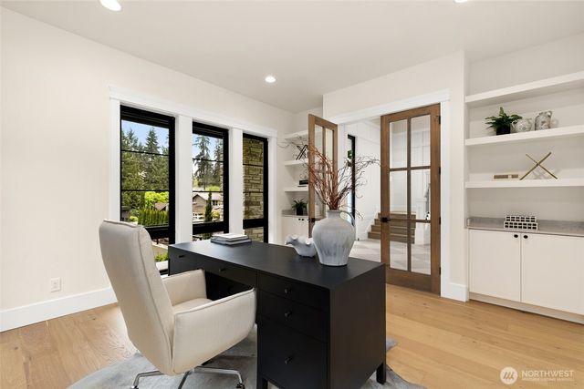 10630 SE 22nd Street, Bellevue, WA 98004