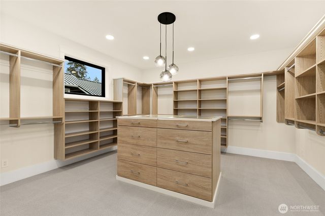 10630 SE 22nd Street, Bellevue, WA 98004
