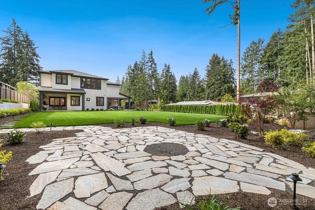 10630 SE 22nd Street, Bellevue, WA 98004