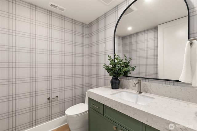 10630 SE 22nd Street, Bellevue, WA 98004