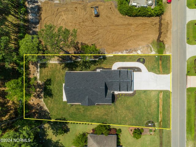 527 S Middleton Drive NW, Calabash, NC 28467