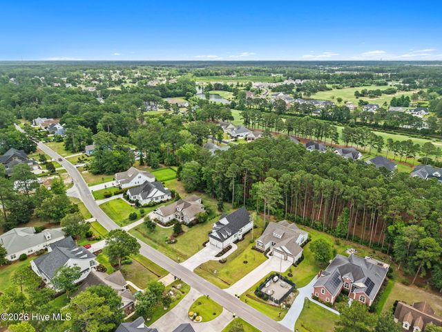 527 S Middleton Drive NW, Calabash, NC 28467