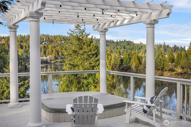 230 Camber Lane, Port Ludlow, WA 98365