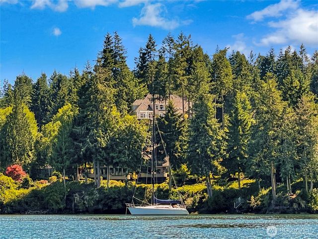 230 Camber Lane, Port Ludlow, WA 98365