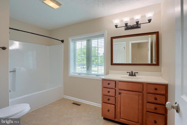 5602 MORELAND CT, Mechanicsburg, PA 17055