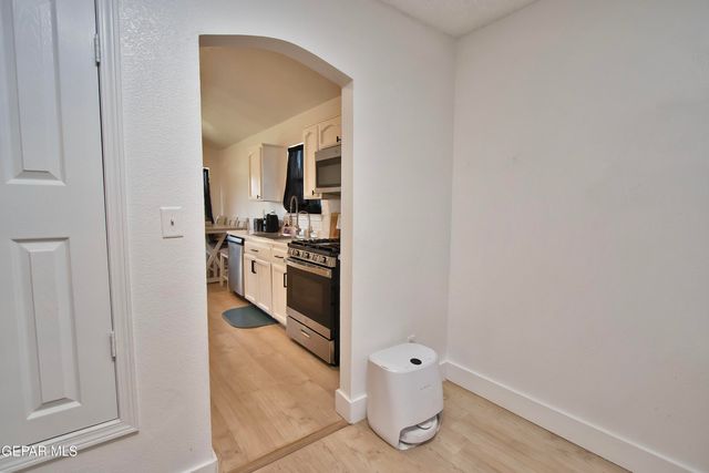 11400 Pifas Nevarez Place, El Paso, TX 79934
