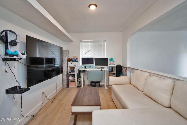11400 Pifas Nevarez Place, El Paso, TX 79934