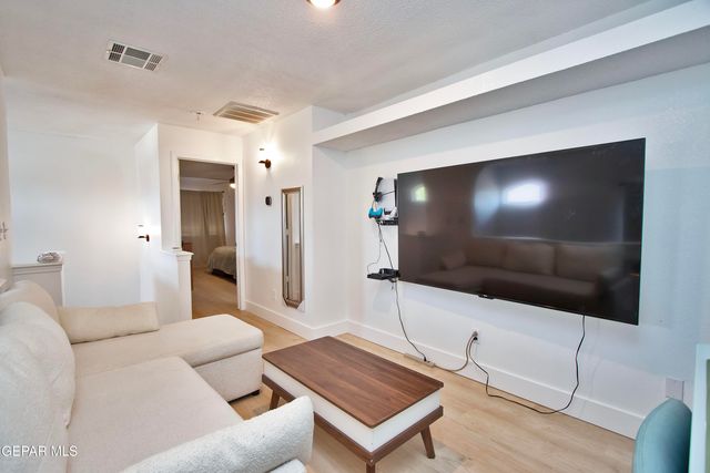11400 Pifas Nevarez Place, El Paso, TX 79934