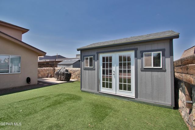 11400 Pifas Nevarez Place, El Paso, TX 79934