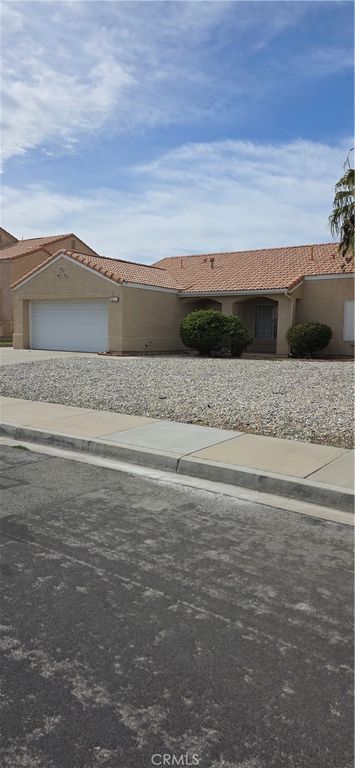 12374 Chuckwalla, Victorville, CA 92395