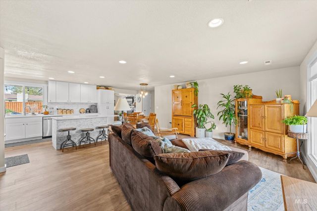 11832 Jerry Lee Ln, Nampa, ID 83651