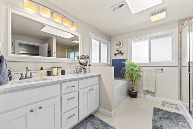 11832 Jerry Lee Ln, Nampa, ID 83651