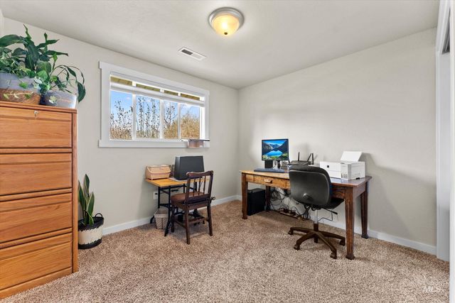 11832 Jerry Lee Ln, Nampa, ID 83651