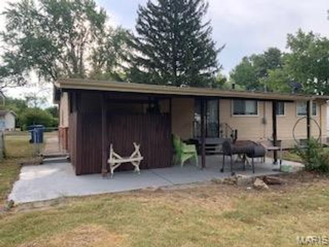 10207 Tanner Drive, Dellwood, MO 63136