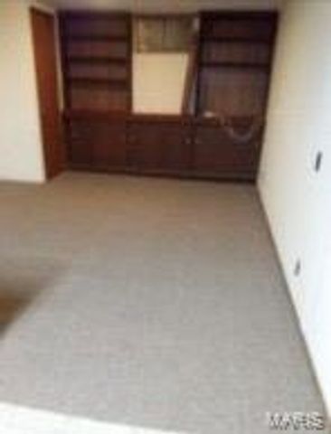 10207 Tanner Drive, Dellwood, MO 63136