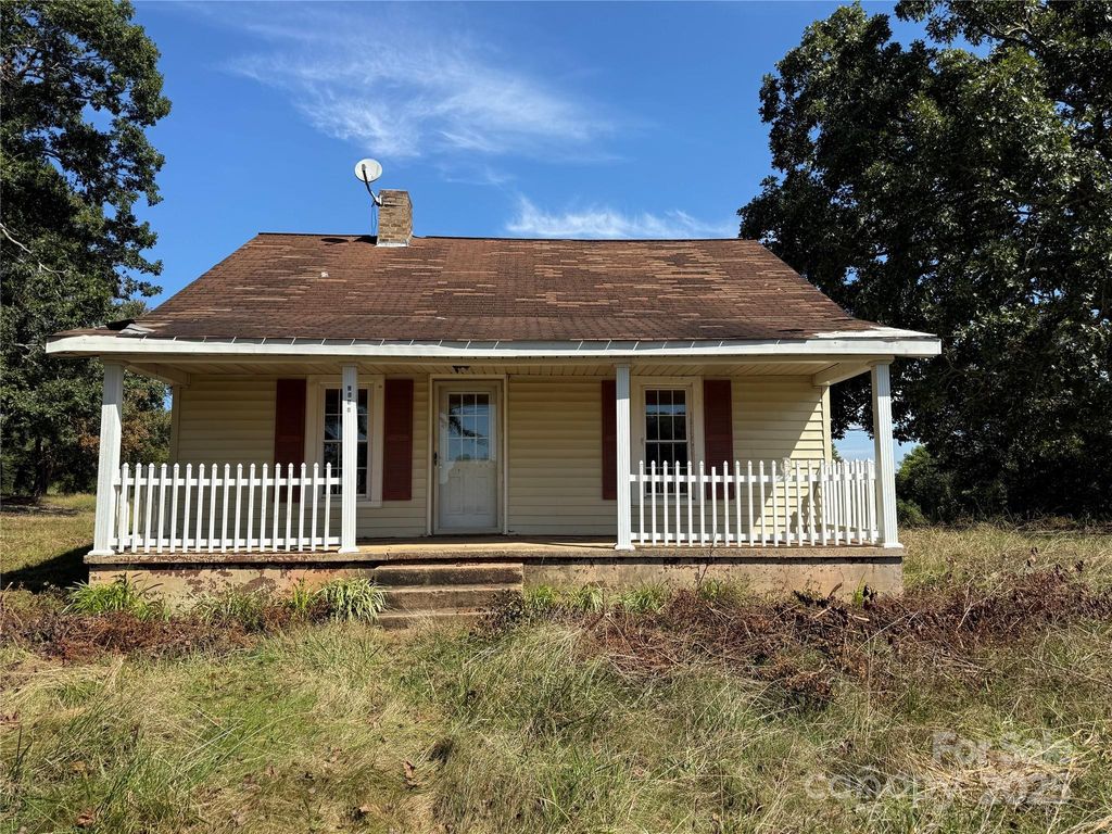 1940 Paul Shuping Avenue, Morganton, NC 28655