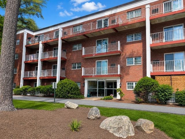 25 Greentree Lane 43, Weymouth, MA 02190